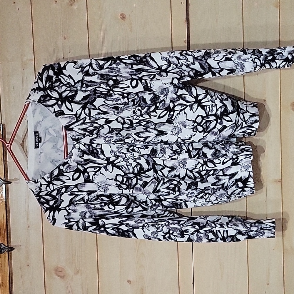 George Sweater M